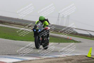 media/Nov-30-2025-TrackDaz (Sun) [[d8b22663df]]/B Group/Session 5 (Wheelie Bump)/